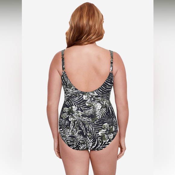 MIRACLESUIT Plus Size Zahara Sanibel One Piece Swimsuit - Picture 10 of 13